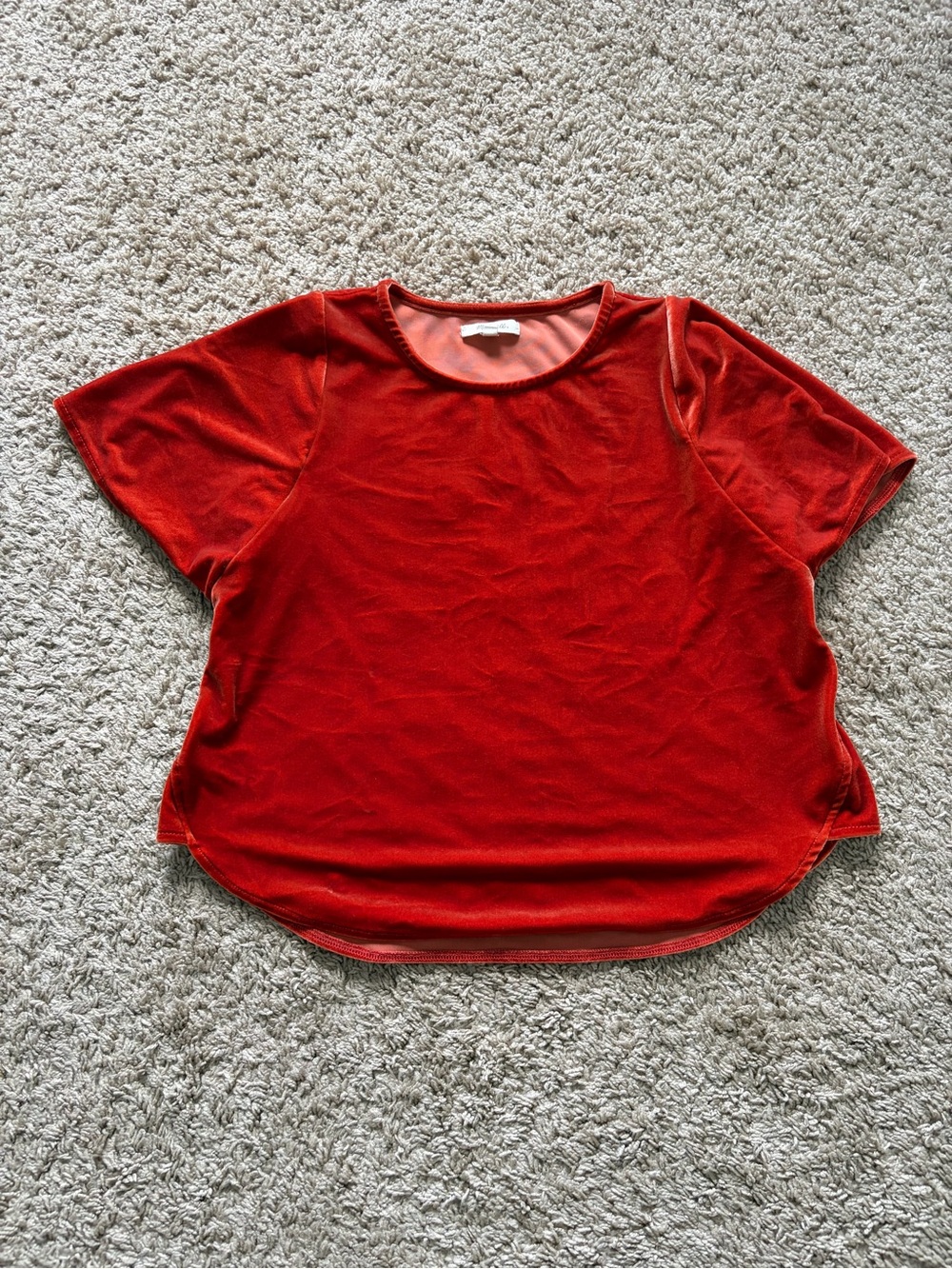 Women’s Madewell Red Velvet Short Sleeve Top